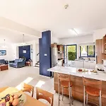 Villa Ino